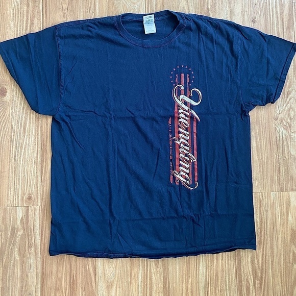 Vintage Men’s Yuengling Beer Brand T-Shirt - Picture 1 of 5